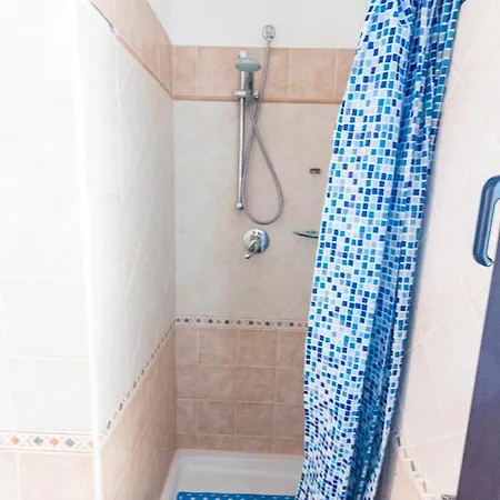 Apartamento Comodita Di Recente Costruzione Con Posto Auto Orosei