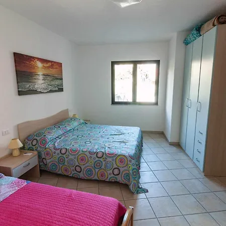 Comodita Di Recente Costruzione Con Posto Auto Apartamento