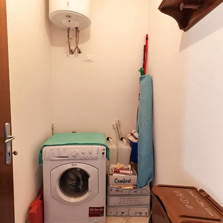 Comodita Di Recente Costruzione Con Posto Auto Apartamento Orosei