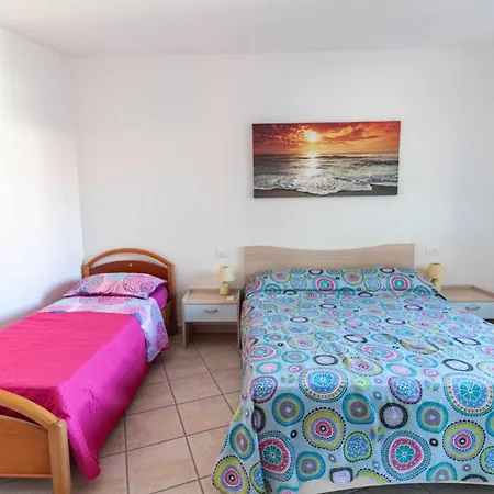 Comodita Di Recente Costruzione Con Posto Auto