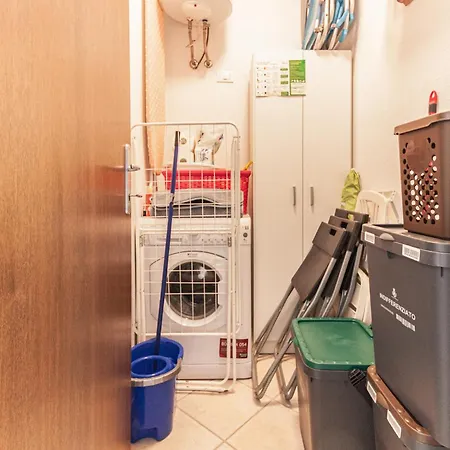 Comodita Di Recente Costruzione Con Posto Auto *